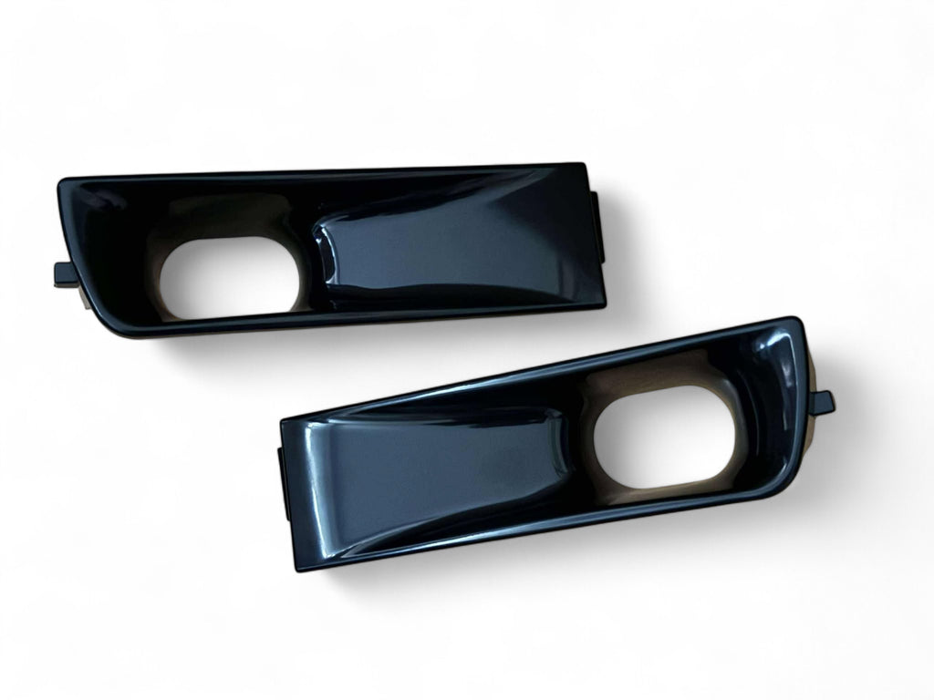 Aftermarket front upper bumper vent set compatible with VW Golf MK3, Vento and Jetta MK3